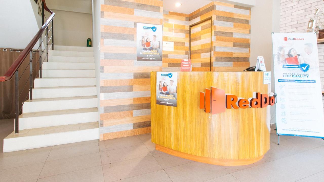 Reddoorz Plus Near Osmena Highway 2 Manila Exterior foto