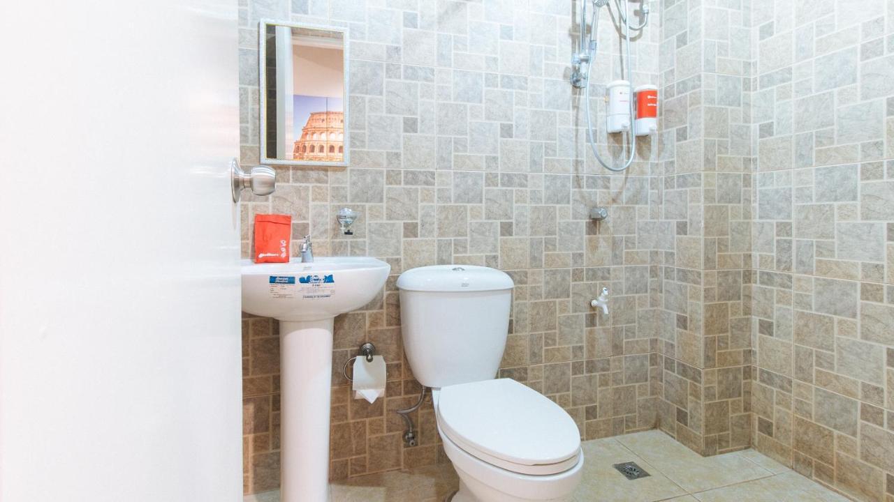 Reddoorz Plus Near Osmena Highway 2 Manila Exterior foto