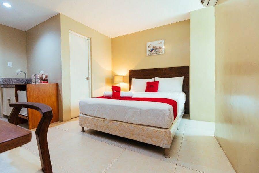 Reddoorz Plus Near Osmena Highway 2 Manila Exterior foto